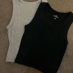 Hollister Women's Dual Pack Black and Gray Tank Tops